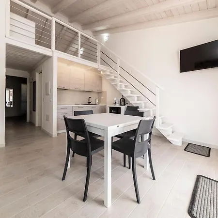 Terraced With Sea View, Parking, Wi-fi, And Ac 3 San Pasquale