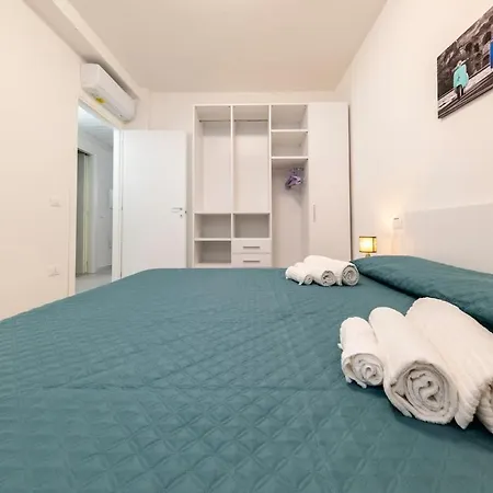 Terraced Nautilus With Sea View, Parking, Wi-fi, And Ac 3 Villa *